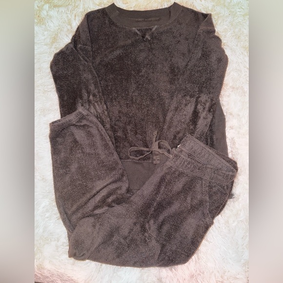 AE AERIE Sweatshirt & Sweatpants set XS/S - Picture 1 of 6